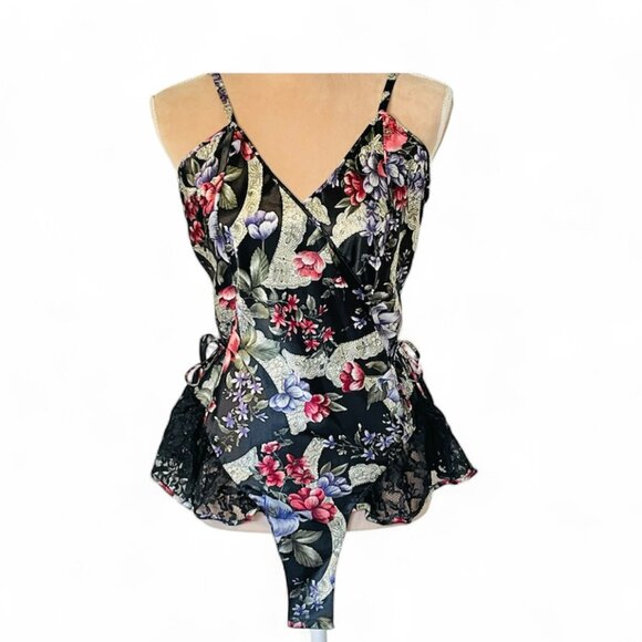 Vintage Victoria’s Secret Gold Label Teddy Romper Lace Floral Satin Dainty Med - Picture 1 of 13